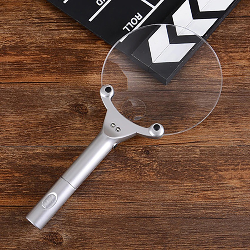 13cm Büyük Boy Çerçevesiz Led Işıklı Büyüteç 13cm Büyük Boy Çerçevesiz Led Işıklı Büyüteç