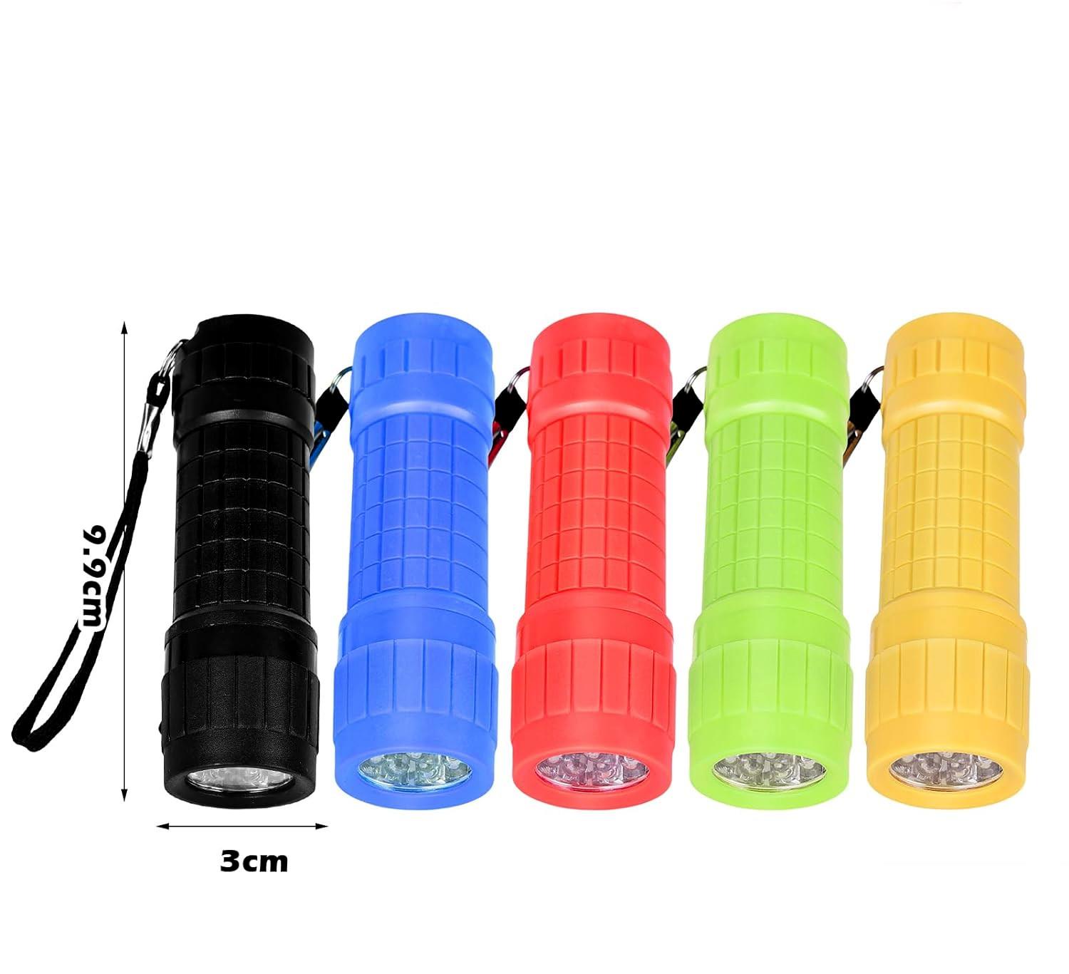 Valkyrie 5 Adet 9 Ledli El Feneri Seti - 5 Farklı Renk - 9 LED Güçlü Işık - Taşıması Kolay Cep Feneri Valkyrie 5 Adet 9 Ledli El Feneri Seti - 5 Farklı Renk - 9 LED Güçlü Işık - Taşıması Kolay Cep Feneri
